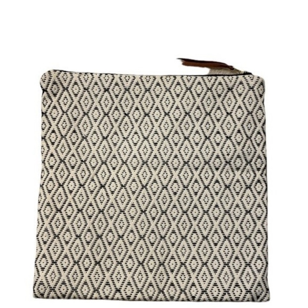 Tribe Alive Cotton Brocade Reversible Clutch Zigzag Diamond Pattern - Picture 6 of 9